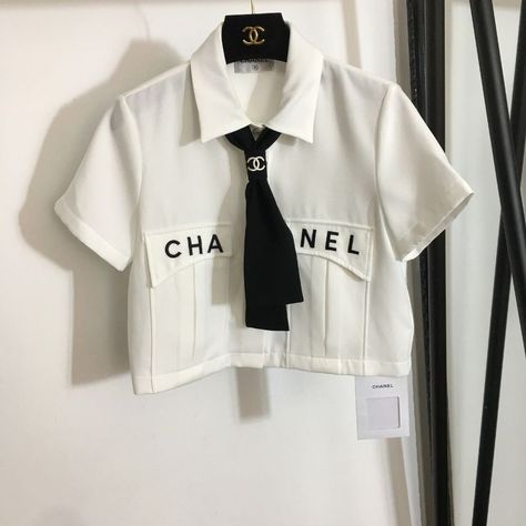 You can contact me on WhatsApp +8619970863830 . . . #instagood #love #photooftheday #streetstyle #lookoftheday #styleinspiration #cute #fashiongram #fashionist #fashiongoals Chanel Aesthetic, Mode Zara, Do You Like It, Mode Inspo, Kpop Fashion Outfits, Fashion Design Clothes, Teenage Fashion Outfits, Korean Outfits, Casual Style Outfits