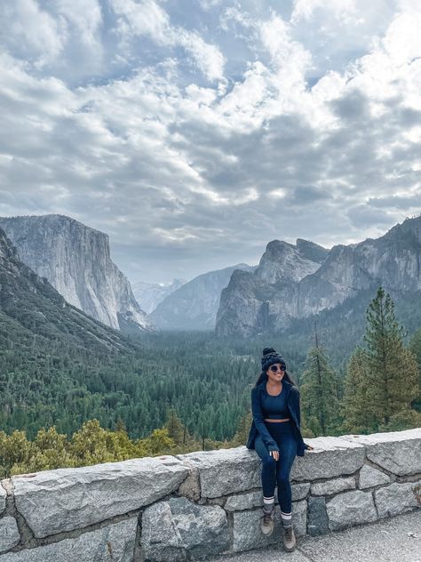 Tunnel View - Yosemite National Park Tunnel View Yosemite, Yosemite National Park Winter, Yosemite Tunnel View, Vernal Falls, Mountain Destinations, Sequoia Tree, Yosemite Falls, Yosemite Valley, Yosemite National