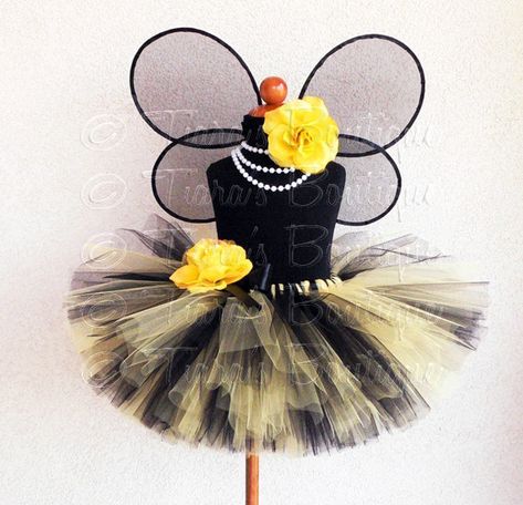 Baby Bee Costume, Bumble Bee Wings, Bumble Bee Costume, Costume Tutu, Bee Wings, Bee Costume, Bee Party, Bee Birthday, Girls Halloween