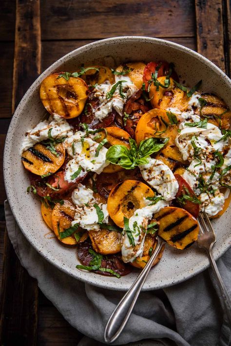 Grilled Nectarine Salad, Peach Caprese Salad, Salad With Burrata, Peach Caprese, Fast Appetizers, Nectarine Recipes, Burrata Recipe, Caramelized Peaches, Grilled Peach Salad