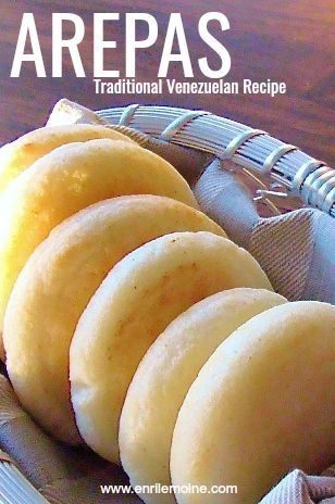 Arepas Minimalist Baker, Arepa Recipe Venezuelan, Venezuelan Empanadas Recipe, Venezuelan Arepas Recipe, Easy Venezuelan Recipes, Arepas Recipe Venezuelan, Cheese Arepas Recipe, Arepa Recipe, Venezuelan Arepas