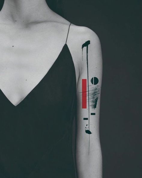 Geometric Line Tattoo, Around Arm Tattoo, Geometric Tattoo Design, Line Art Tattoos, Arm Tattoos For Women, Spine Tattoos, Tattoo Life, Abstract Tattoo, Minimal Tattoo