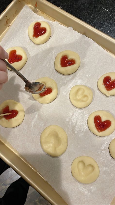 #valentines #galentinesday #baking #heart #cookies Baking Ideas With Boyfriend, Couples Baking Ideas, Heart Shaped Baking Ideas, Aesthetic Things To Bake, Romance Cookies, Heart Pastry, Heart Shaped Baking, Home Hair, Heart Shaped Cookies