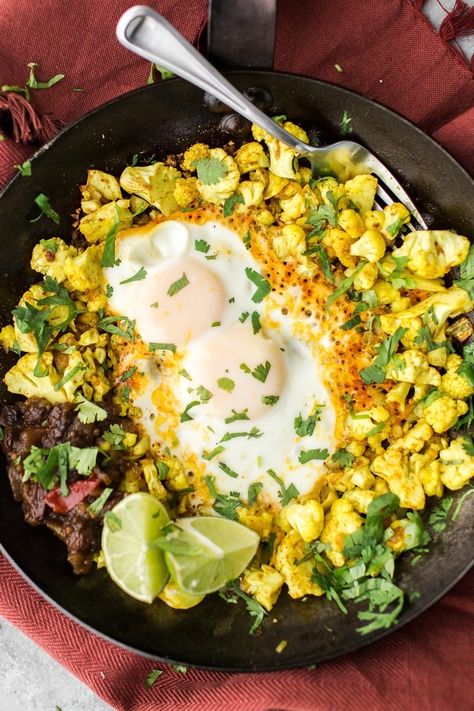 Best Cauliflower Recipe, Turmeric Cauliflower, Egg Skillet, Turmeric Recipes, Cauliflower Recipes, Healthy Nutrition, Egg Recipes, Cayenne, Nutrition Recipes