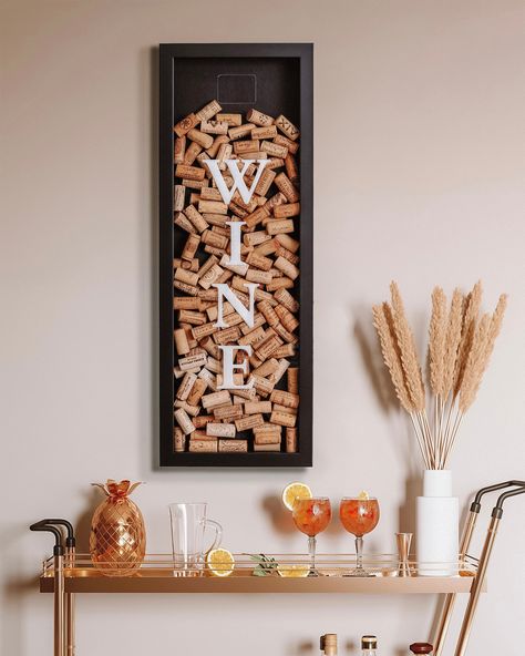 Wine Cork Wall Decor, Wine Corks Decor, Cork Box, Cork Frame, Bandeja Bar, Wine Cork Holder, Handmade Picture Frames, Cork Holder, Wine Cork Art