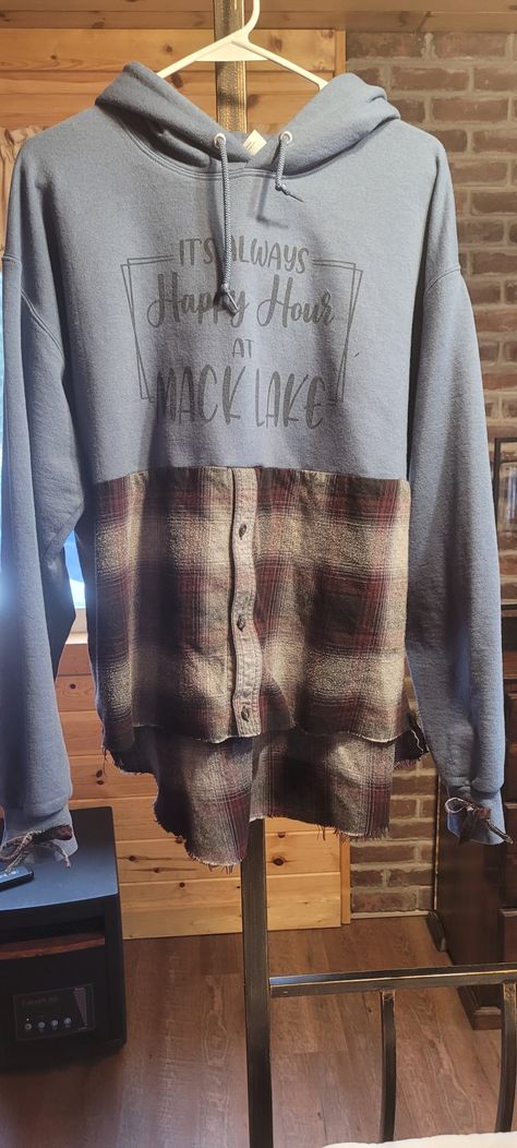 Sweatshirt flannel shirt combo. #upcycle Sweatshirt Makeover, Flannel Sweatshirt, Upcycled Clothing, Learn To Sew, Christmas Craft, Upcycle Clothes, Flannel Shirt, Sweat Shirt, Sewing