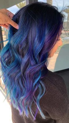 Blue And Purple Hair Highlights, Blue And Purple Highlights, Purple Hair Streaks, Purple Hair Highlights, Baylage Hair, Blue Black Hair, Purple Highlights, Hair Streaks, Blue Streaks