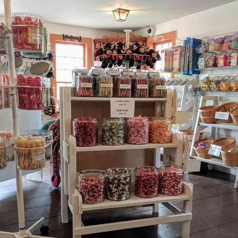 4 Old Country Stores Around Rochester | Day Trips Around Rochester, NY Variety Store Design, Old Fashion Candy Store, Old Fashioned Candy Store, Retro Candy Shop, Cactus Corner, Old Fashioned Sweet Shop, Vintage Candy Shop, Fashion Store Display, Candy Store Ideas