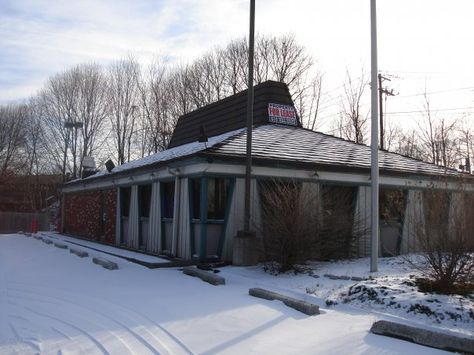 The old Pizza Hut in Monroe, NY we dined it. Pizza Hut, Hudson Valley, Orange County, The Old, Pizza, Old Things, New York, Orange, Quick Saves