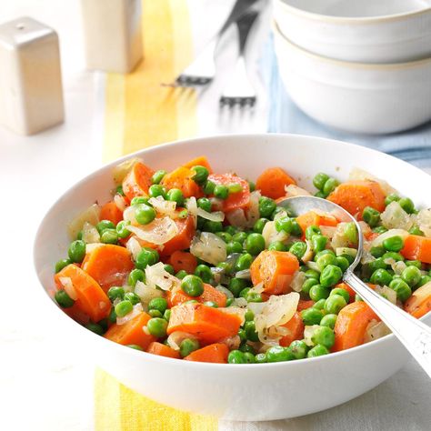 Honey-Butter Peas and Carrots Recipe -This classic combination of peas and carrots is enriched with a handful of flavor enhancers. Slow cooking allows the ingredients to meld for maximum richness. —Theresa Kreyche, Tustin, California Butter Peas, Peas And Carrots Recipe, Healthy Slow Cooker Recipes, Tustin California, Easy Summer Side Dishes, Peas And Carrots, Carrots Recipe, Summer Side Dishes, Healthy Slow Cooker