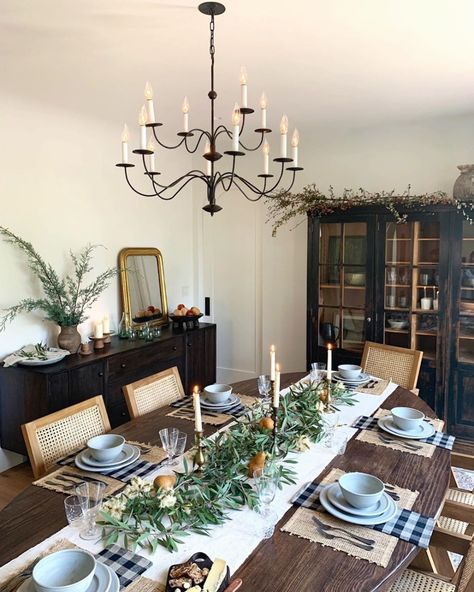 Amber Lewis on Instagram: “Merry Christmas Eve!!! I set the table for a photoshoot for @shoppeamberinteriors a few weeks ago..and that’s about as Christmassy as I got…” Amber Interiors Design, Curated Decor, Amber Lewis, Live Edge Coffee Table, Merry Christmas Eve, Vintage Side Table, Vintage Dining Chairs, Amber Interiors, Set The Table