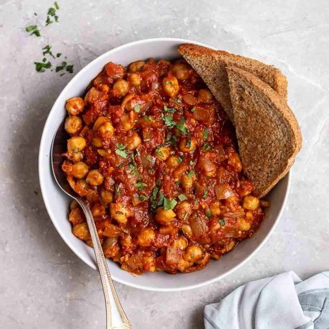 Tomato Beans Recipes, Chickpea Tomato Sauce, Garbanzo Bean Pasta Sauce, Chickpea Spaghetti Recipe, Chickpeas Tomatoes Recipe, Chickpeas In Tomato Sauce, Chickpea And Tomato Recipe, Chickpea Tomato Curry, Tomato Paste Recipe