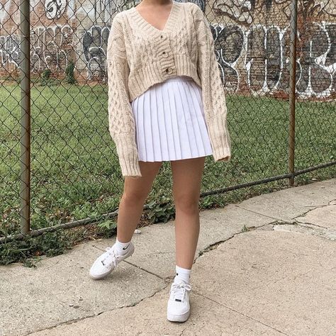 faith marino on Instagram: “All my fellow short gals know the struggle with sleeves always being too long😅but ya know what, it’s kind of a vibe • Cardigan: @greybandit…” Tennis Skirt Outfits, Yonex Tennis, Grey Bandit, Black Tennis Skirt, Chunky Sweater Cardigan, Tennis Skirt Outfit, Fashion Forward Outfits, White Tennis Skirt, Feminine Skirt