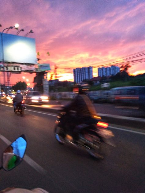 Ciputat, Tangerang Selatan Purple Sky, Tangerang, Times Square, Purple, Travel