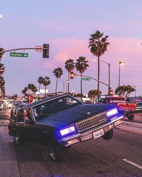 Blue Hip Hop Aesthetic, 90s California Aesthetic Hip Hop, Lowrider Hopping, Old School Cars Aesthetic, Old School Aesthetic 90s, Old School Hip Hop Aesthetic, Hip Hop Aesthetic Wallpaper, Hip Hop Aesthetic, Los Angeles Aesthetic