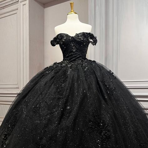 Quincenera Dress Black, Black Quinceanera Theme Dresses, Black Prom Dress Long Sparkly Ball Gowns, Winter Quinceanera Dress, Black Sparkly Ball Gown, Quince Dress Styles, Black Cinderella Dress, Black Quinceanera Dresses With Sleeves, Quince Decorations Black