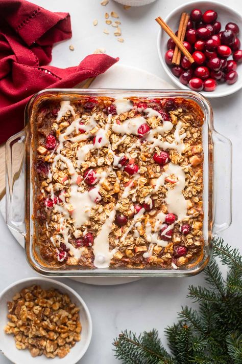 Cranberry Baked Oatmeal Cranberry Casserole With Oatmeal Topping, Cranberry Baked Oatmeal, Cranberry Orange Baked Oatmeal, Cranberry Oatmeal Bake Breakfast, Apple Cranberry Baked Oatmeal, Apple Cinnamon Baked Oatmeal Healthy, Vegan Baked Oatmeal, Fresh Cranberry Recipes, Slow Cooker Oatmeal