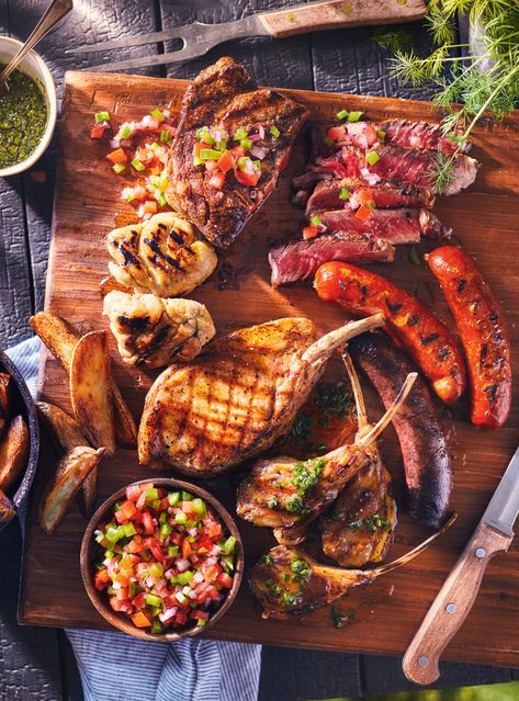 This Argentinean-inspired meat platter is a feast for the eyes and taste buds! Grilled Meat Platter Ideas, Meat Platter Ideas Bbq, Steak Platter, Meat Platters, Grilled Platter, Bbq Platter, Art Of Cooking, Meat Lover, Meat Platter