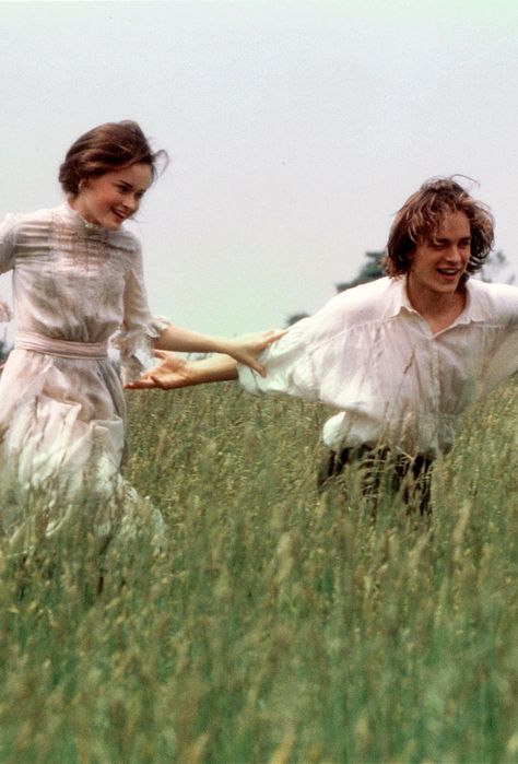 Alexis Bledel as Winnie Foster & Jonathan Jackson as Jesse Tuck - Tuck Everlasting Winnie Foster, Tuck Everlasting, Under The Tuscan Sun, Alexis Bledel, Post Mortem, Jane Eyre, Summer Landscape, The Twilight Saga, Httyd