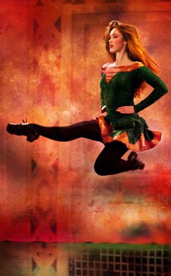 Celtic Dance, Irish Dance Costume, Irish Step Dancing, Lord Of The Dance, Steps Dance, Irish Dancers, Irish Dancing, Dance Like No One Is Watching, Celtic Woman