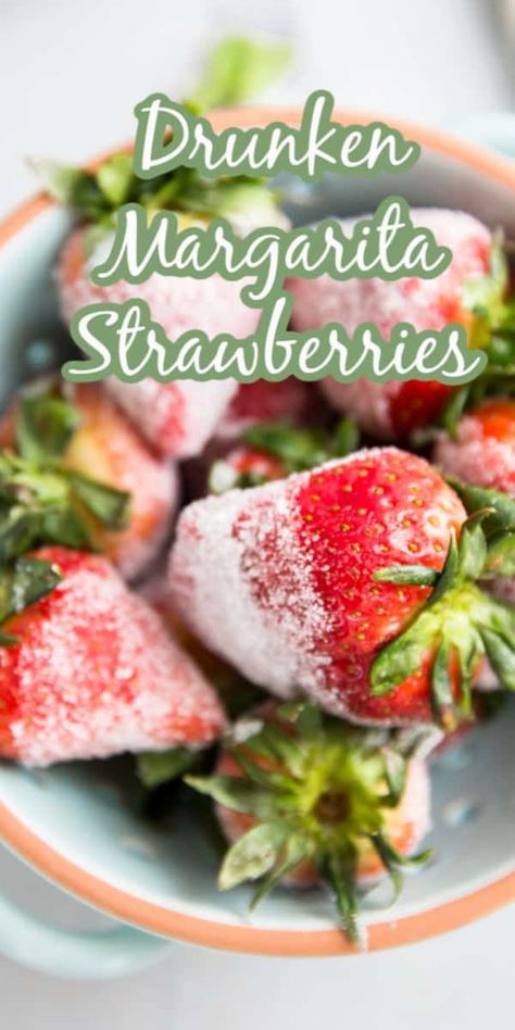 Alcohol Infused Fruit, Infused Strawberries, Drunken Desserts, Boozy Treats, Alcoholic Treats, Boozy Chocolate, Smores Dessert, Alcoholic Desserts, Coctails Recipes