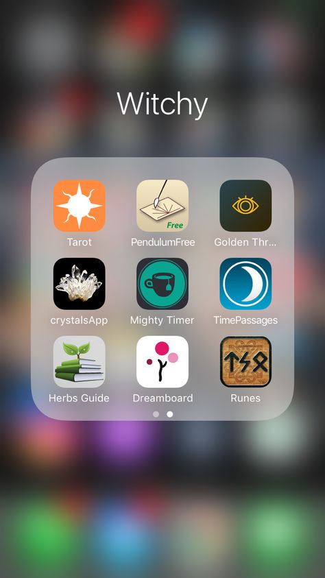 Kiki's Cauldron — witchyphilosophe: My witchy iOS apps. Wow!... Witch Apps, Kartu Tarot, Magia Das Ervas, Witchcraft Books, Great Apps, Wiccan Magic, Witch Spirituality, Wiccan Spell Book, Witchcraft Spell Books