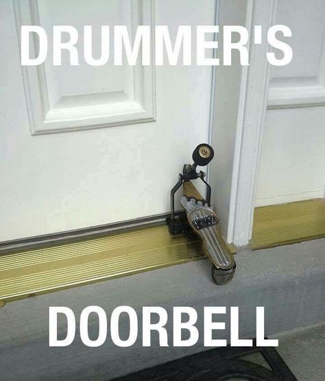 Drummers doorbell Drummer Humor, Drummer Quotes, Drums Quotes, Drum Room, Musician Humor, Band Jokes, Music Jokes, Drum Music, Band Nerd