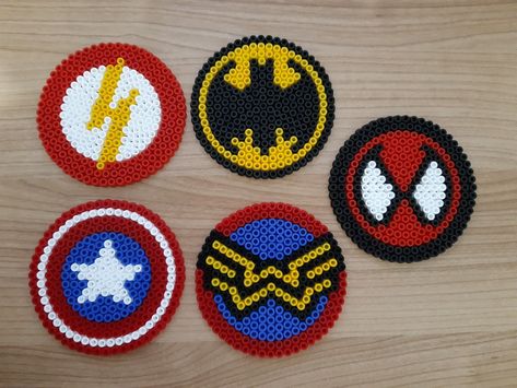 Marvel Hama Beads Patterns, Coaster Perler Bead Patterns, Marvel Coasters, Crochet Marvel, Hama Beads Coasters, Melty Bead Designs, Easy Perler Bead Patterns, Melty Bead Patterns, Pearl Beads Pattern