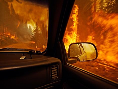 Fort Mcmurray, Wild Fire, Orange Aesthetic, Forest Fire, Life Is Strange, Gatlinburg, Car Mirror, Smoky Mountains, On Fire