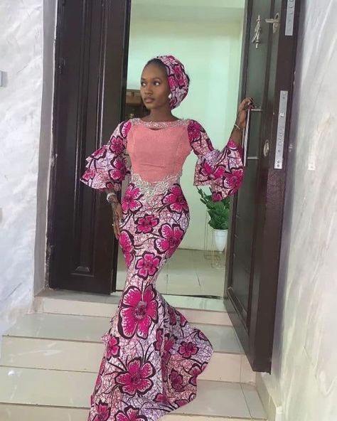 Hausa Style for Ankara Aso Ebi Ankara Gown Styles, Ankara Styles For Teenage Girl, Owanbe Styles, Female Wears, Eid Outfit Ideas, Ankara Dress Designs, Ankara Long Gown, Eid Dress, Ankara Long Gown Styles