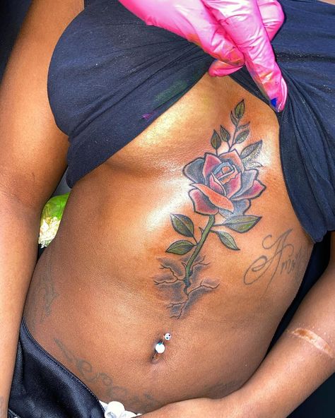 Middle Breast Tattoos For Women, Side Breast Tattoos For Women, Rose Between Breast Tattoo, Rose Tattoo Between Breast, Breast Tattoos For Women Middle, Middle Breast Tattoo, Quick Tattoos Ideas, Tats Between Breast, Inbetween Breast Tattoo