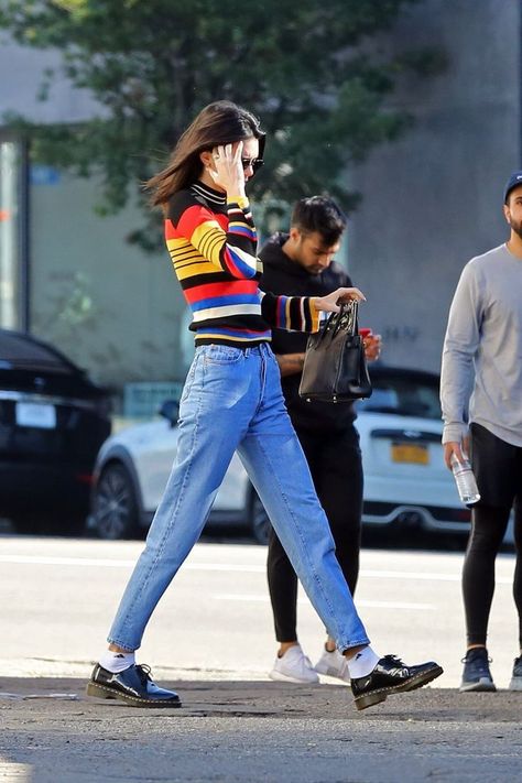 kendall jenner style Kendall Jenner Casual, Kendall Jenner Outfits Casual, Kylie And Kendall, Kendall Jenner Street Style, Kendall Style, Jenner Sisters, Kendall Jenner Outfits, Jenner Outfits, Jenner Style