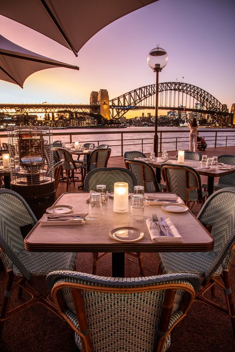 Sydney Australia Aesthetic, Restaurant With View, Places To Eat In Sydney Australia, Aussie Outfits, Sydney Cafe Aesthetic, Sydney Australia Photography, Sydney Core, Australia Lifestyle, Sydney Aesthetic