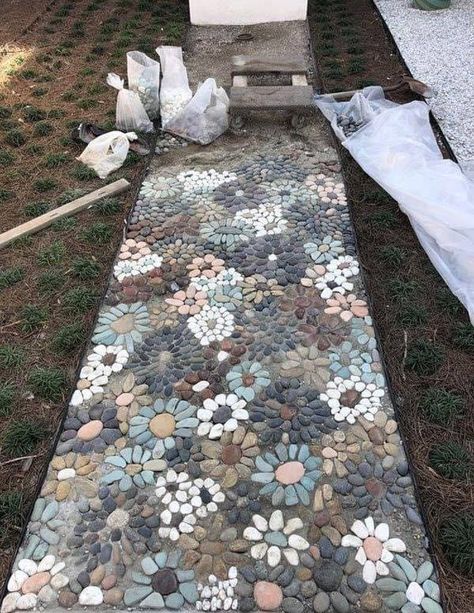 Walkway Landscaping, River Rock Landscaping, Rock Garden Design, Garden Stepping Stones, Rock Garden Landscaping, Have Inspiration, Garden Yard Ideas, Garden Path, Mosaic Garden