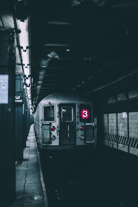 Want to know what NYC subway and travel apps locals use in New York? Check out this list of helpful subway directions and NYC travel apps that I use daily and weekly! Train Wallpaper, 4k Wallpaper Iphone, Vaporwave Wallpaper, Amoled Wallpapers, Vaporwave Art, Subway Train, Photographie Portrait Inspiration, Have Inspiration, Apple Wallpaper Iphone