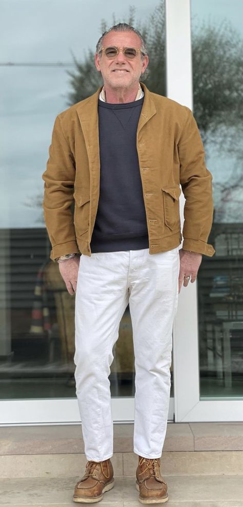 Middle Age Man Fashion, Middle Aged White Man, Middle Aged Men Fashion, Middle Age Men Fashion, Alessandro Squarzi, Jeans Outfit Men, Male Style, White Balance, Rugged Style