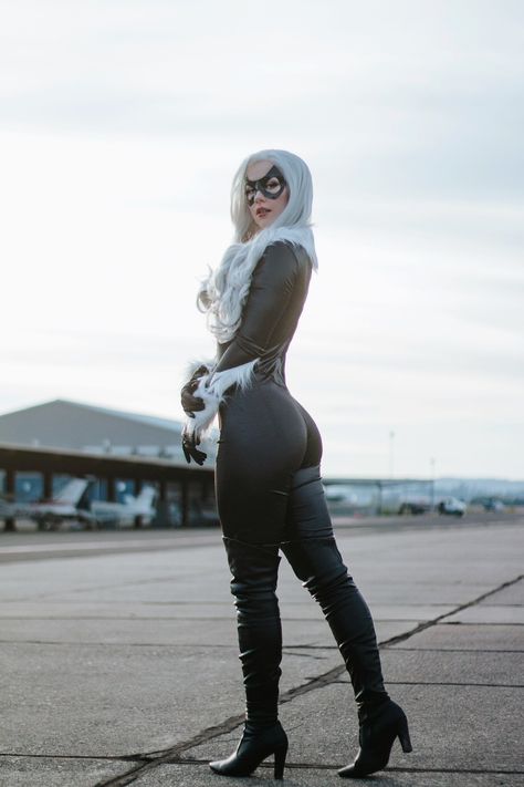 Black Cat Marvel Costume, Cat Woman Halloween Costume, Cat Woman Halloween, Black Cat Cosplay, Felicia Hardy, Black Cat Costumes, Supergirl Cosplay, Catwoman Cosplay, Black Cat Marvel