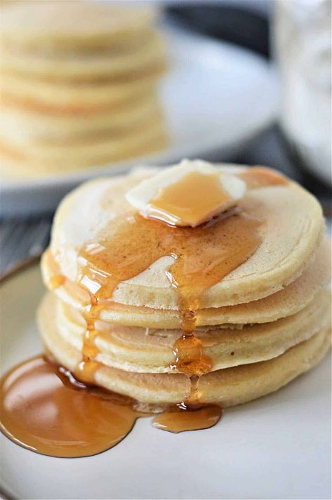 No Baking Powder Pancakes, Pancake Recipe Without Baking Powder, Pancake Recipe No Baking Powder, Old Fashioned Breakfast, Pancakes Recipe Without Baking Powder, Lactose Free Dairy Products, Easy Flapjacks, Flapjacks Recipe, Cracker Barrel Pancakes