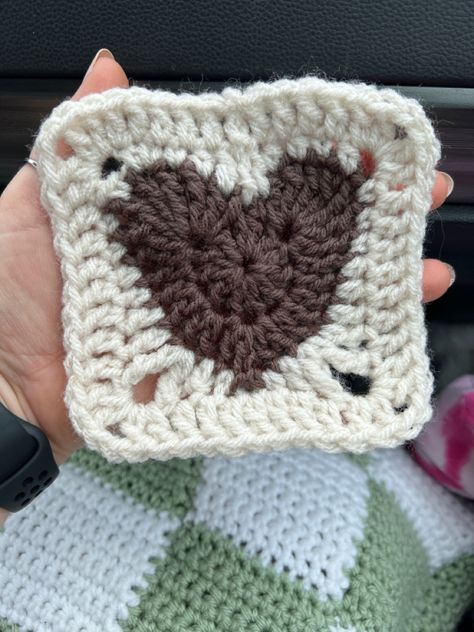 Granny Squares With Hearts, Aesthetic Granny Square Pattern, Heart Granny Square Bag Pattern Free, How To Make A Heart Granny Square, Heart Shaped Granny Square, How To Crochet Heart Granny Square, Brown Granny Square Blanket, Granny Square Heart Crochet Pattern, Crocheted Granny Square Patterns Free