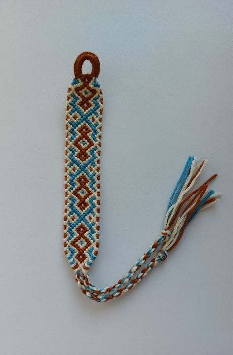 finished wide bracelet beige blue brown zigzag ornament pattern from braceletbook Ring Making, Ornament Pattern, How To Make Rings, Wide Bracelet, Woven Bracelets, Bracelet Collection, Friendship Bracelet Patterns, Bracelet Patterns, Friendship Bracelet