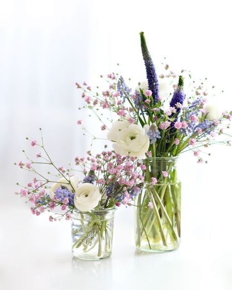 Wedding Table Centerpieces Purple, Wedding Flowers Tulips, Wedding Flowers Wildflowers, Table Floral Arrangements, Shape Ideas, Pink Spring Flowers, White Floral Arrangements, Spring Floral Arrangements, Fleurs Diy