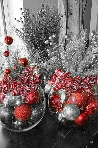 Christmas centerpiece-glass globe filled with ornaments, stems out of top and ribbons. Do with gold instead of silver. Flowerless Wedding, Holiday Party Centerpieces, Christmas Party Centerpieces, Christmas Wedding Centerpieces, Christmas Luncheon, Corporate Christmas Parties, Corporate Holiday Party, Company Christmas Party, Work Christmas Party