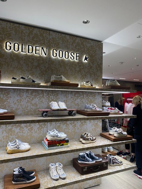 #goldengoosedeluxebrand #aesthetic #starboy #stargirl #fashion #fashioninspo #paris #london #milano Golden Goose Wallpaper, Golden Goose Aesthetic, Stargirl Fashion, Goose Shoes, Paris London, Golden Goose Shoes, Golden Goose Deluxe Brand, Stand Design, Golden Goose