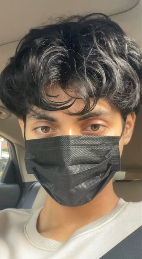 Astatic Boy Pic, Telegram Pfp, Fake Boys Pic, Indian Boys Pic, Indian Boys Aesthetic, Boys With Green Eyes, Pakistani Boys, Boy Snaps Pic, 90s Bollywood Aesthetic