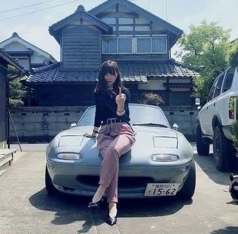 a young Japanese woman in the late 90’s early 00’s posing in front of her mazda roadster. Japan 80's Aesthetic, Japanese 90s, Jdm Girls, Mazda Roadster, Japanese Sports Cars, Jdm Wallpaper, Best Jdm Cars, Street Racing Cars, Japan Cars