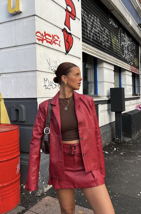 Red Accessories Outfit, Red Leather Skirt Outfit, Red Mini Skirt Outfit, Red Leather Jacket Outfit, Red Skirt Outfits, Red Leather Blazer, Skirt Outfits Aesthetic, Red Leather Skirt, Nyc Fits