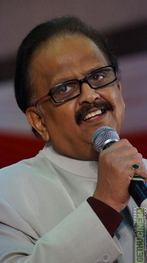 S P Balasubramaniam, Spb Singer Photos, Spb Singer, Tamil Ringtones, Sanju Baba, Audio Songs Free Download, Old Song Download, Piano Notes Songs, Evergreen Songs