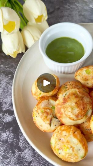 1.2K views · 13 reactions | Quick and easy Breakfast idea or lunchbox idea “Instant Rawa Appe or Paniyaram “.           #quickrecipes #quickandeasy #breakfastideas #lunchboxrecipes #ViralreelsFacebookpage #explorepagereels #trendingreels2024 #asmrfood #indianfood #dosa #idli #snackfood #fypシ゚viralシ #recipeshare #reelsinstragram #reelsviralfb | Flavors_ofmykitchen | A.R. Rahman · Muzumathi (Instrumental) Easy South Indian Breakfast Recipes, South Indian Breakfast Recipes At Home, Protein Rich Breakfast Ideas Indian, Indian Bread Paratha, Rava Idli Recipe Video, Indian Bread, Quick And Easy Breakfast, Lunch Box Recipes, Quick Recipes