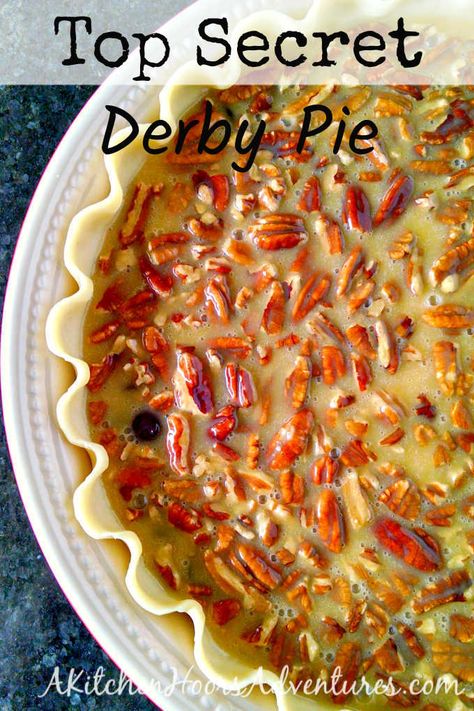 Kentucky Derby Pie Recipe, Salted Honey Pie, Derby Pie Recipe, Kentucky Derby Food, Mint Pie, Kentucky Derby Pie, Derby Party Food, Kentucky Derby Party Food, Derby Pie