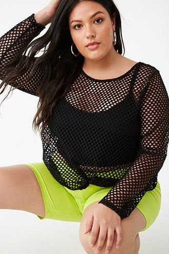 Plus Size Fishnet Top Black Fishnet Top, Plus Size Photography, Plus Size Tips, Plus Size Vintage Dresses, Look Festival, Vans Outfit, Fishnet Top, Net Top, Universal Standard